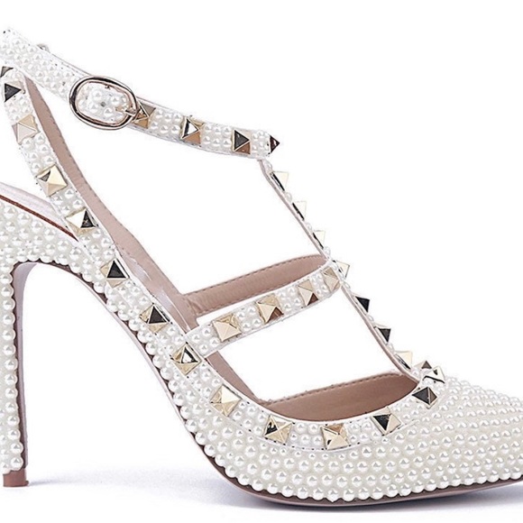 Pearl Heels - Picture 5 of 6